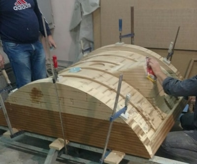 Who produce fiberglas molds, moulds, fbs buy sell, desighn, cheap mold making